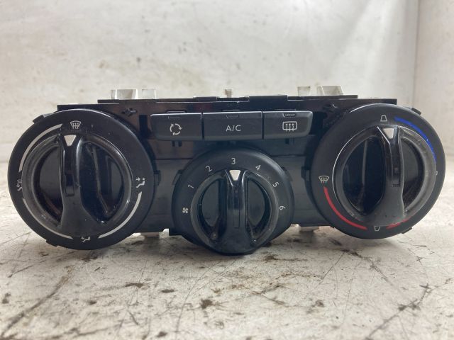 bontott PEUGEOT 208 Fűtéskapcsoló (manuális klímás)