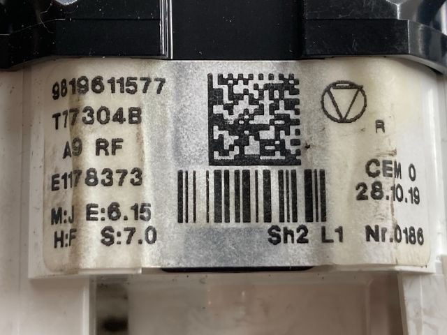 bontott PEUGEOT 208 Fűtéskapcsoló (manuális klímás)