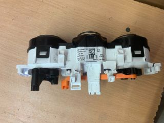 bontott PEUGEOT 208 Fűtéskapcsoló (manuális klímás)