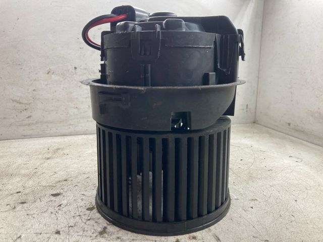 bontott PEUGEOT 208 Fűtőmotor (Klímás)