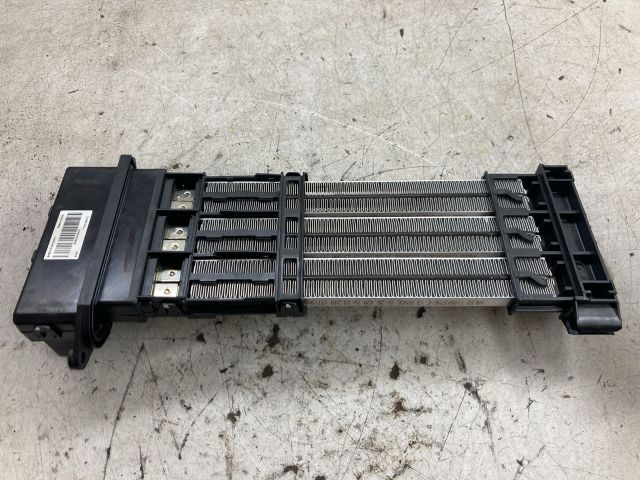 bontott PEUGEOT 208 Fűtőradiátor (Elektromos)