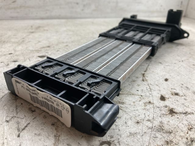 bontott PEUGEOT 208 Fűtőradiátor (Elektromos)