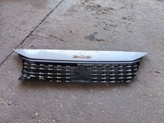 bontott PEUGEOT 208 Hűtőrács