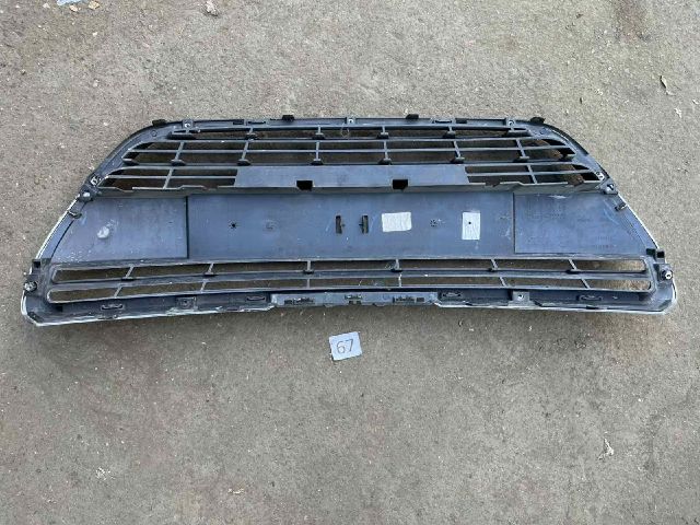 bontott PEUGEOT 208 Hűtőrács