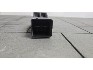 bontott PEUGEOT 208 Izzító Relé