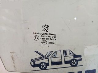 bontott PEUGEOT 208 Jobb első Ablak