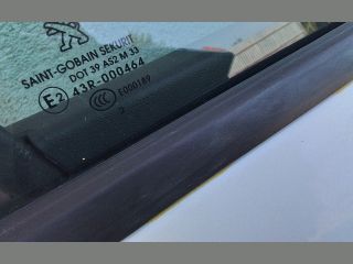 bontott PEUGEOT 208 Jobb első Ablak