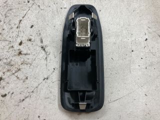 bontott PEUGEOT 208 Jobb első Ablakemelő Kapcsoló