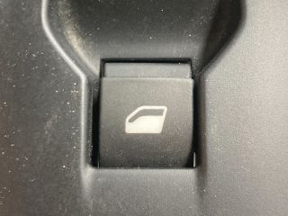 bontott PEUGEOT 208 Jobb első Ablakemelő Kapcsoló