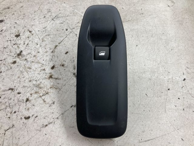 bontott PEUGEOT 208 Jobb első Ablakemelő Kapcsoló