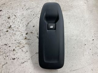 bontott PEUGEOT 208 Jobb első Ablakemelő Kapcsoló