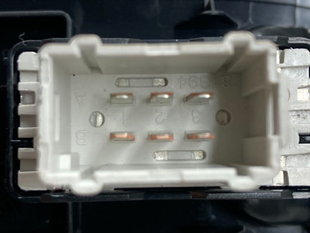 bontott PEUGEOT 208 Jobb első Ablakemelő Kapcsoló