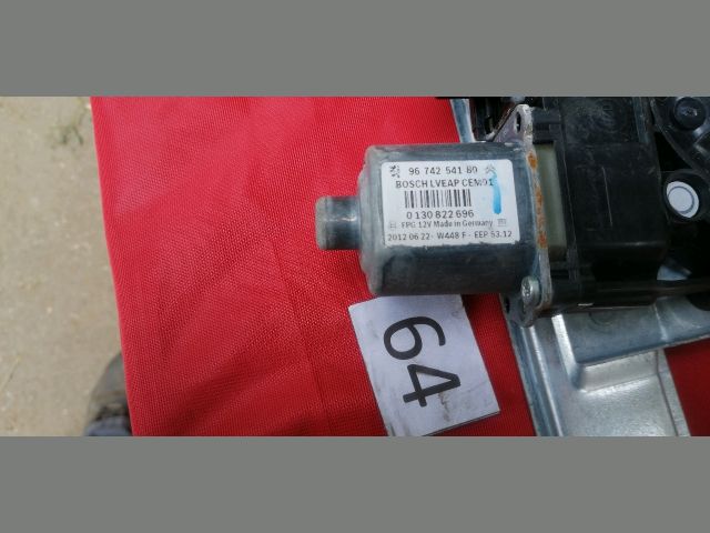 bontott PEUGEOT 208 Jobb első Ablakemelő Szerkezet (Elektromos)