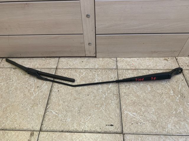 bontott PEUGEOT 208 Jobb első Ablaktörlő Kar