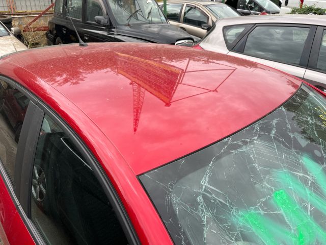 bontott PEUGEOT 208 Jobb első Ajtó (Részeivel)