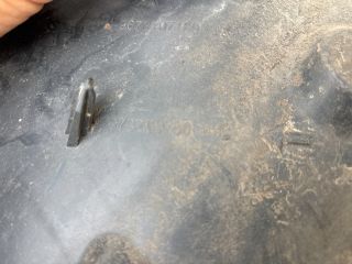 bontott PEUGEOT 208 Jobb első Dobbetét (Kerékjárati, Műanyag)