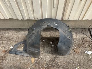 bontott PEUGEOT 208 Jobb első Dobbetét (Kerékjárati, Műanyag)