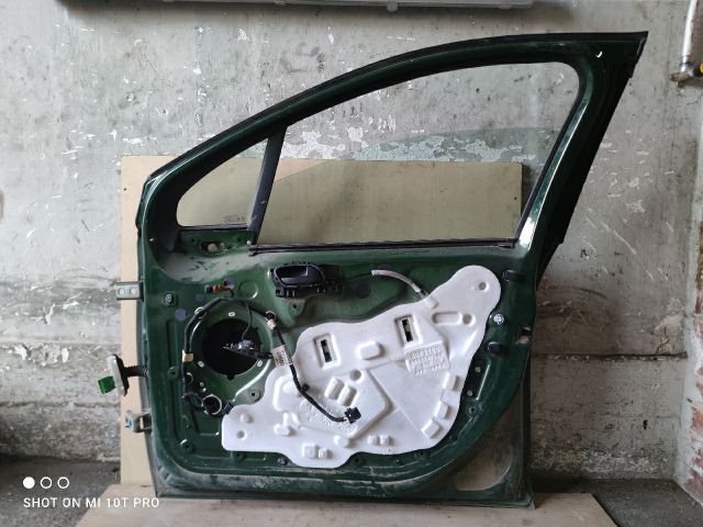 bontott PEUGEOT 208 Jobb első Fixüveg (Ajtóban)