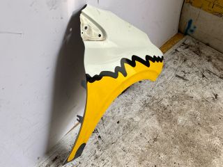 bontott PEUGEOT 208 Jobb első Sárvédő