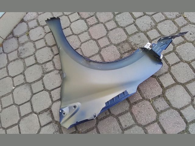 bontott PEUGEOT 208 Jobb első Sárvédő