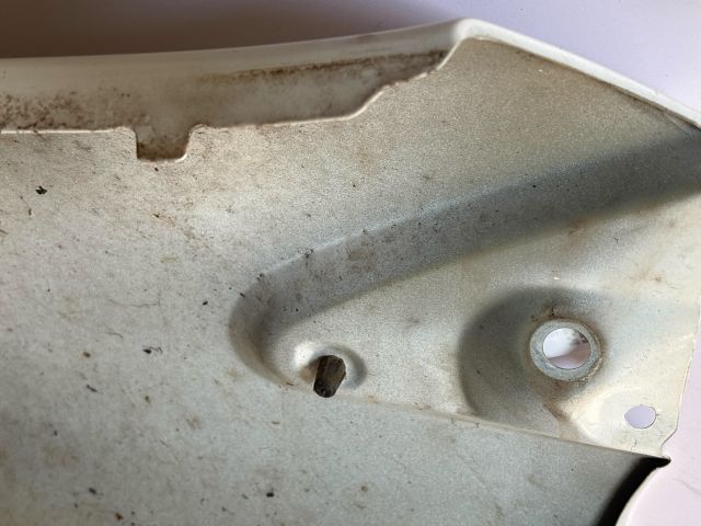 bontott PEUGEOT 208 Jobb első Sárvédő