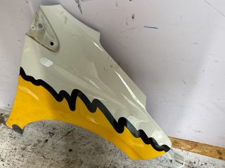 bontott PEUGEOT 208 Jobb első Sárvédő