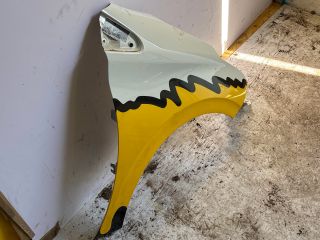 bontott PEUGEOT 208 Jobb első Sárvédő
