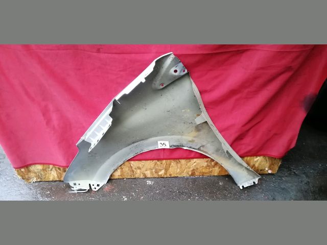 bontott PEUGEOT 208 Jobb első Sárvédő