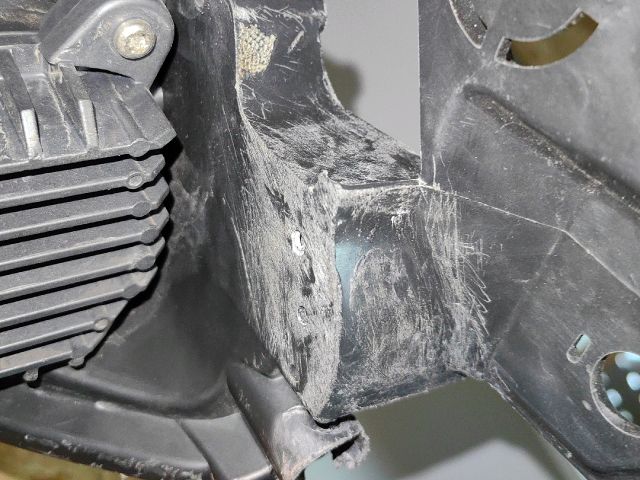 bontott PEUGEOT 208 Jobb Fényszóró