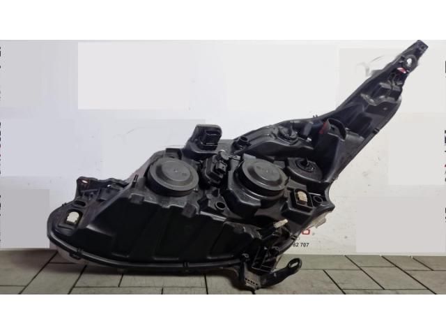 bontott PEUGEOT 208 Jobb Fényszóró