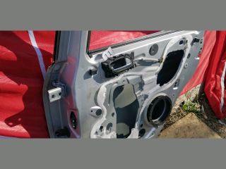 bontott PEUGEOT 208 Jobb hátsó Ajtó (Üres lemez)