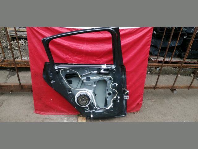 bontott PEUGEOT 208 Jobb hátsó Ajtó (Üres lemez)