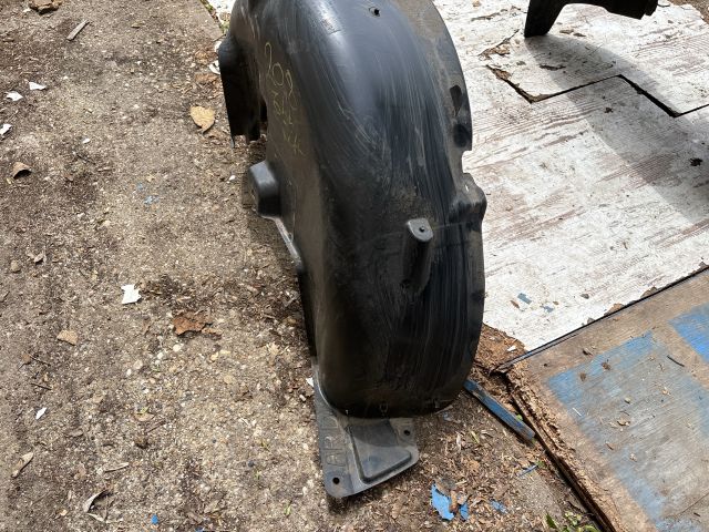 bontott PEUGEOT 208 Jobb hátsó Dobbetét (Kerékjárati, Műanyag)