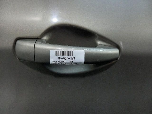 bontott PEUGEOT 208 Jobb hátsó Külső Kilincs