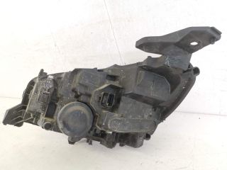 bontott PEUGEOT 208 Jobb Ledes Fényszóró