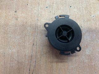 bontott PEUGEOT 208 Jobb Műszerfal Hangszóró