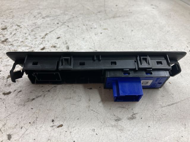 bontott PEUGEOT 208 Kombinált Kapcsoló