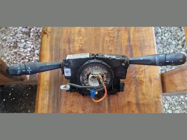 bontott PEUGEOT 208 Komplett Kormánykapcsoló (Bajuszkapcsoló)