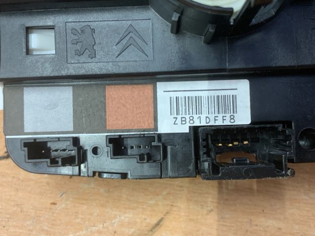 bontott PEUGEOT 208 Komplett Kormánykapcsoló (Bajuszkapcsoló)