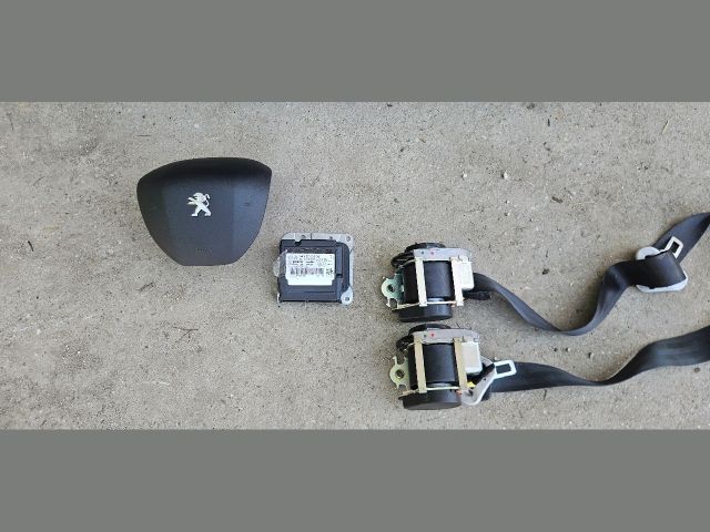 bontott PEUGEOT 208 Komplett Légzsák Szett