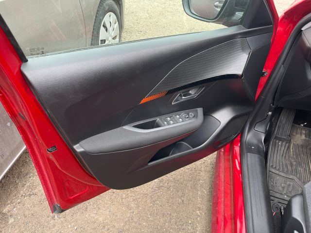 bontott PEUGEOT 208 Kormány