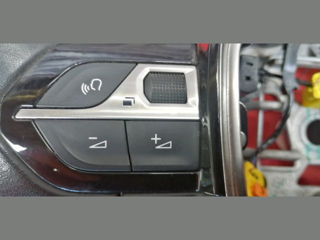 bontott PEUGEOT 208 Kormány