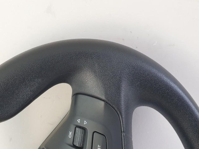 bontott PEUGEOT 208 Kormány