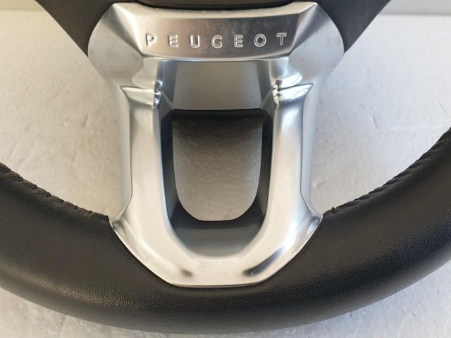 bontott PEUGEOT 208 Kormány