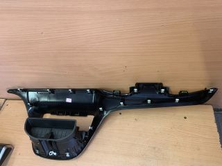 bontott PEUGEOT 208 Középső Szellőző