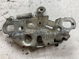 bontott PEUGEOT 208 Motorháztető Zárszerkezet