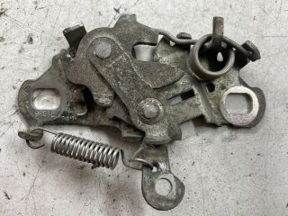 bontott PEUGEOT 208 Motorháztető Zárszerkezet