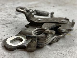 bontott PEUGEOT 208 Motorháztető Zárszerkezet