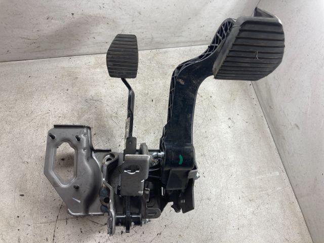 bontott PEUGEOT 208 Pedálsor (Gáz, Fék, Kuplung)