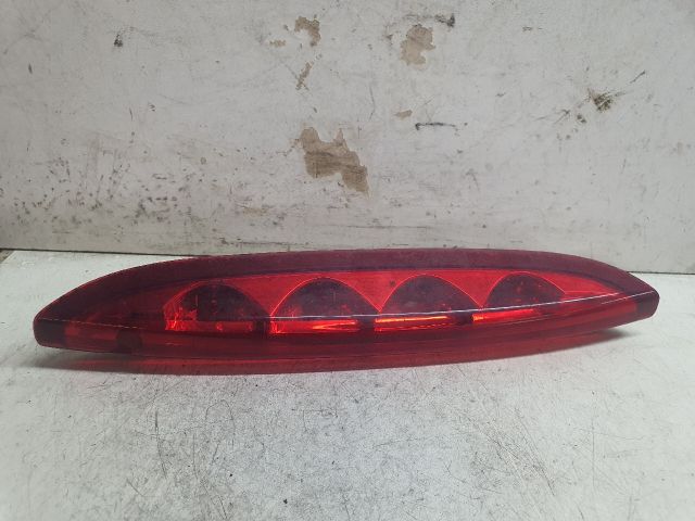 bontott PEUGEOT 208 Pótféklámpa